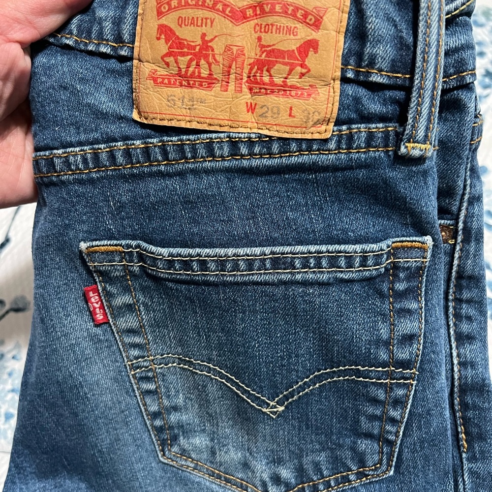 Pre-loved Levi's 511 womenswear jeans 👖 - Picture 2 of 6